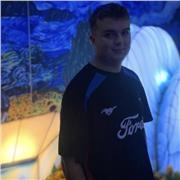 Me defino como alguien que no solo enseña, sino que transforma la manera en que aprendes. Sé identificar tus fortalezas, detectar